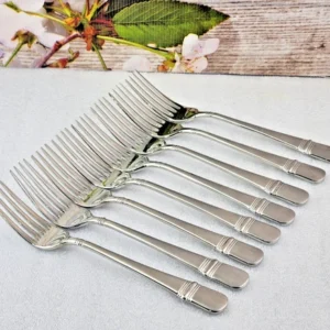 Oneida ASTRAGAL Heirloom 18/10 Stainless 8 Dinner Forks 7 1/2-Free Shipping!